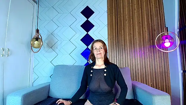 Susyhot  online show from October 3, 2025, 11:01 am