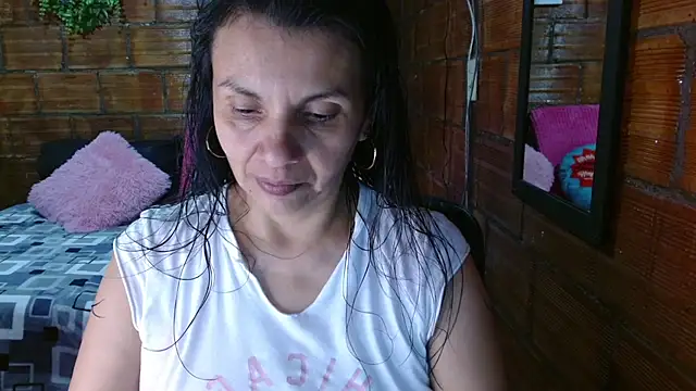 Milf Fantassyy online show from September 16, 2025, 3:40 am