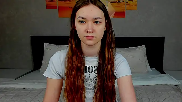 AmadaReine online show from March 7, 2026, 5:36 am