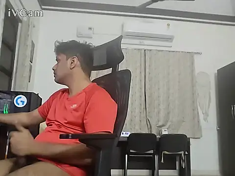 Snapshot of Bakasur_19 chatting on January 14, 2026, 4:21 pm Bakasur 19 online show from January 14, 2026, 4:21 pm