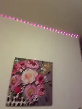 Snapshot of littiekitty chatting on February 14, 2026, 10:43 pm littiekitty online show from February 14, 2026, 10:43 pm