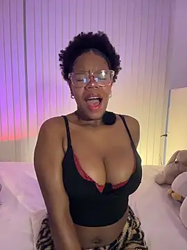 Sweet-Jade online show from May 24, 2026, 11:26 pm