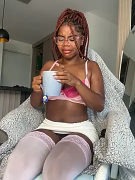 Sweet-Jade online show from September 15, 2025, 9:37 pm