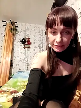 Lietta  online show from March 22, 2026, 6:42 pm