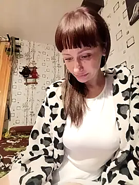 Lietta  online show from February 9, 2026, 8:07 pm