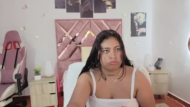 Candy Chloe02 online show from July 17, 2026, 3:26 am