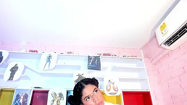 Snapshot of SheyLopez chatting on August 2, 2026, 3:27 am SheyLopez online show from August 2, 2026, 3:27 am