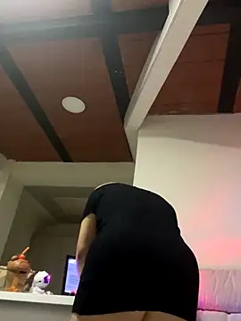 Amelia laurent online show from September 9, 2025, 6:50 pm