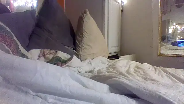 Snapshot of Cum515088 chatting on February 21, 2026, 2:57 am Cum515088 online show from February 21, 2026, 2:57 am