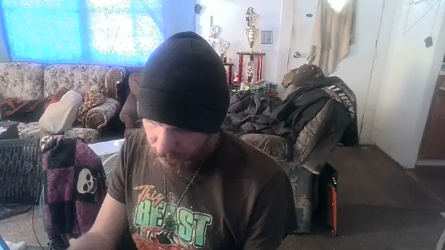 Poundtown1226 online show from September 10, 2025, 2:16 pm