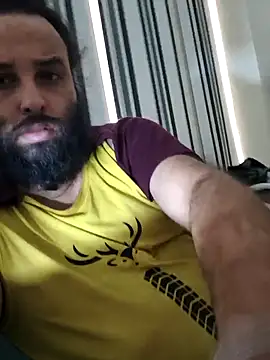 Hothunkdelhi online show from November 12, 2025, 3:54 am