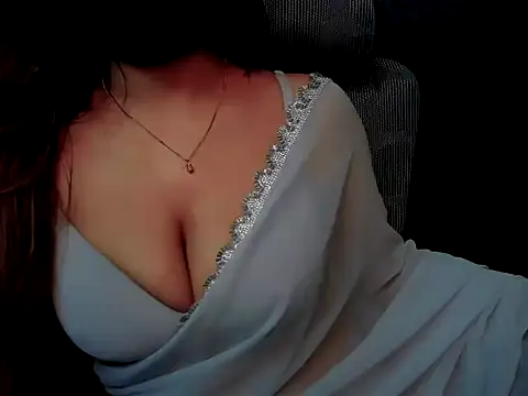 YoursSuku online show from September 11, 2025, 5:57 pm