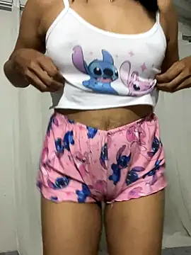 Snapshot of Katianesantos chatting on September 11, 2025, 2:22 am Katianesantos online show from September 11, 2025, 2:22 am