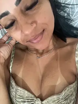 Snapshot of Katianesantos chatting on September 28, 2025, 8:21 am Katianesantos online show from September 28, 2025, 8:21 am