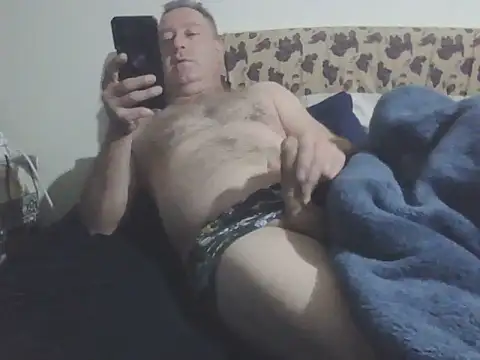 Snapshot of chris7706 chatting on July 21, 2026, 4:58 am chris7706 online show from July 21, 2026, 4:58 am