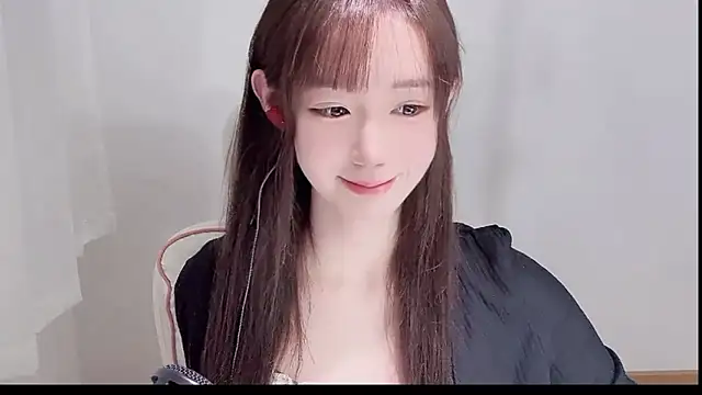 Xiao-runbao online show from October 16, 2025, 12:35 pm