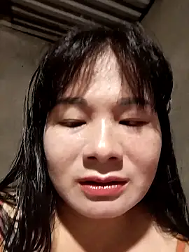 kute-00 online show from November 6, 2025, 2:43 pm