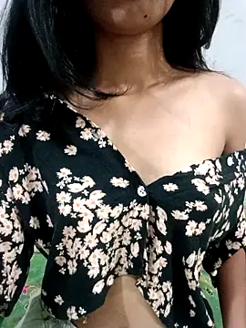 Snapshot of Daizy_Shah chatting on February 18, 2026, 6:37 pm Daizy Shah online show from February 18, 2026, 6:37 pm