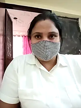 Shikha-mehra7 online show from October 19, 2025, 8:39 am