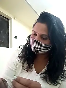 Shikha-mehra7 online show from November 16, 2025, 7:02 am