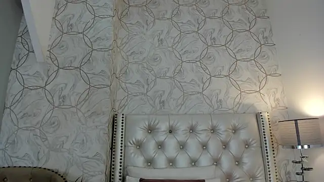 Snapshot of amara_rousse chatting on February 14, 2026, 11:32 am amara rousse online show from February 14, 2026, 11:32 am