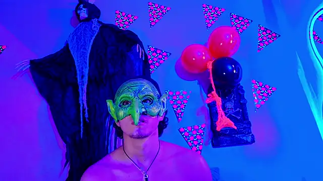 Laura and Kevin online show from October 5, 2025, 2:30 pm