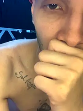 zoeandangel online show from October 29, 2025, 3:38 am