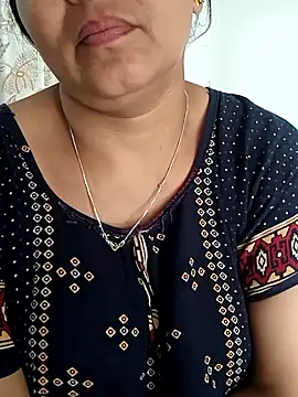 Snapshot of angel_ridhi chatting on April 8, 2026, 3:19 am angel ridhi online show from April 8, 2026, 3:19 am