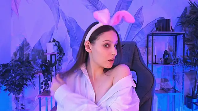 JenniferKiim online show from October 21, 2025, 3:44 pm