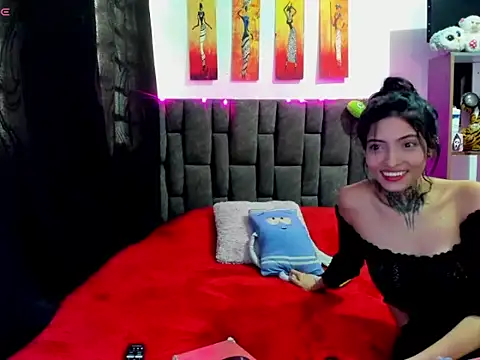 Mia Clay1 online show from July 26, 2026, 9:43 pm