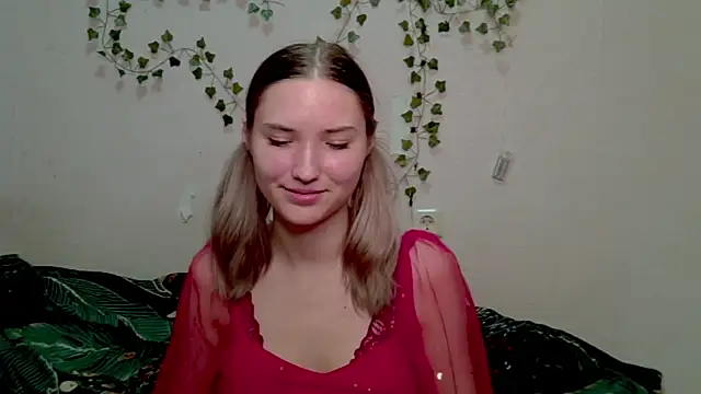  kikiclark   online show from November 1, 2025, 8:57 pm