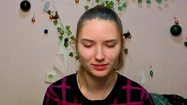  kikiclark   online show from February 5, 2026, 8:59 pm