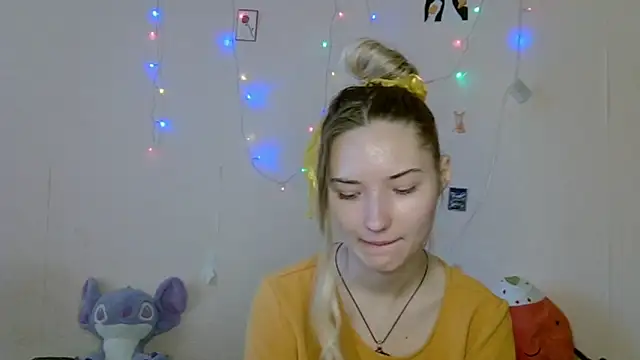  kikiclark   online show from September 10, 2025, 7:29 am