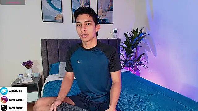 samucamx  online show from October 7, 2025, 2:34 am