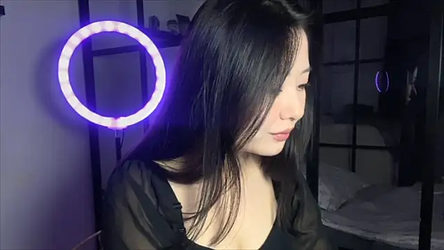 WonderMira online show from October 6, 2025, 1:12 pm