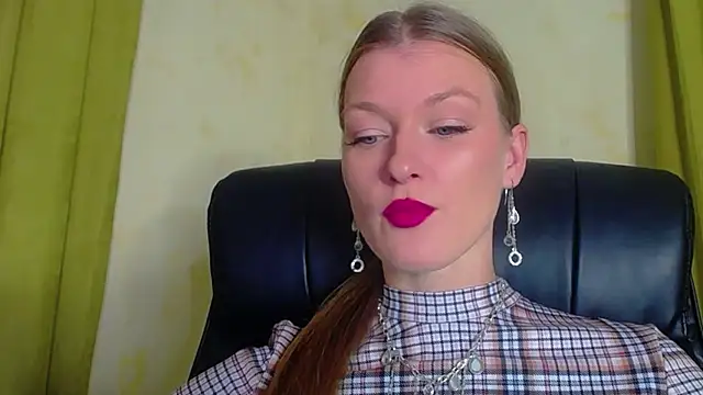 MysticVenus  online show from December 5, 2025, 2:48 pm