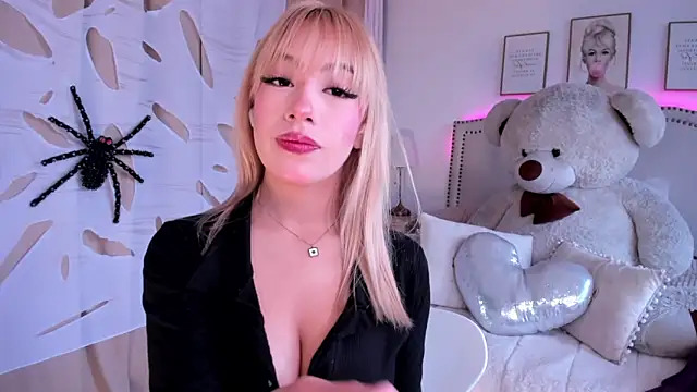 Mayajhons online show from October 27, 2025, 11:55 am