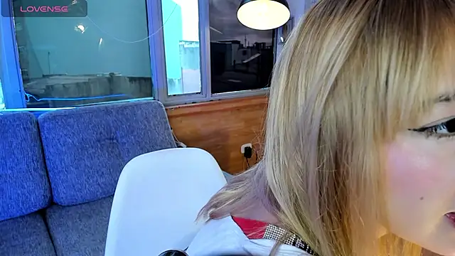 Mayajhons online show from September 15, 2025, 12:27 pm