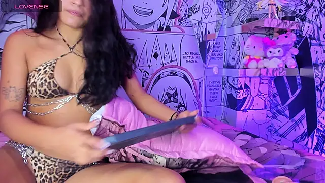 Snapshot of Megan_cute4u chatting on February 7, 2026, 2:41 am Megan cute4u online show from February 7, 2026, 2:41 am