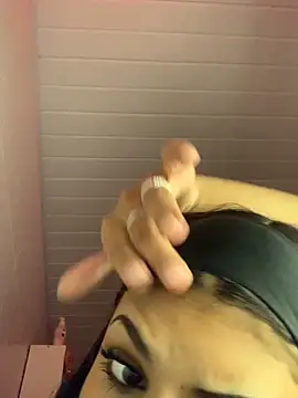 luluzinhax online show from September 29, 2025, 3:02 am