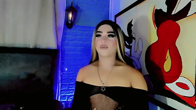 Cristal Villael online show from January 7, 2026, 3:11 am