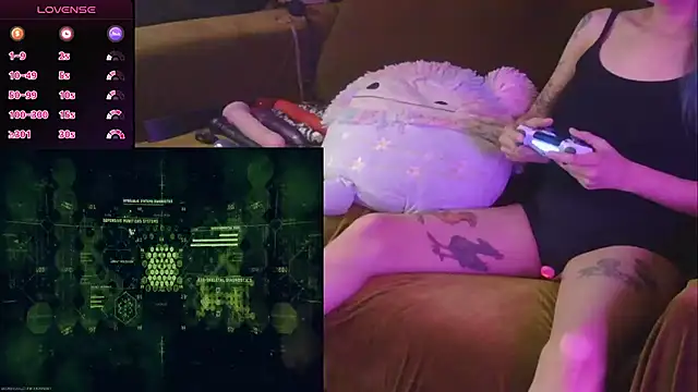 mmmminaDarling online show from June 17, 2026, 9:57 pm