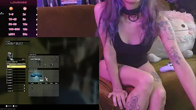 mmmminaDarling online show from July 18, 2026, 9:23 pm