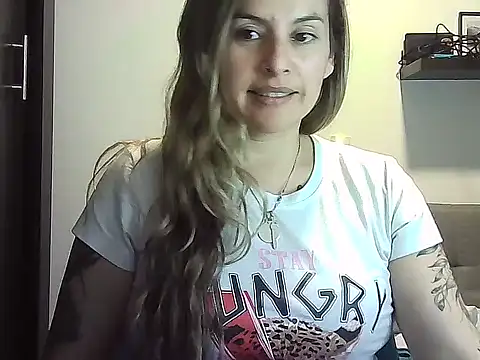 Valery  Rouse  online show from April 30, 2026, 10:25 pm