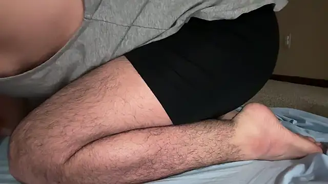 Snapshot of Guyguard12 chatting on February 18, 2026, 7:39 am Guyguard12 online show from February 18, 2026, 7:39 am