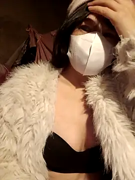 VanGau031694 online show from January 12, 2026, 12:06 am