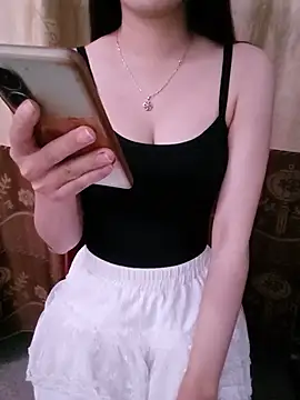 CherryBeii online show from July 9, 2026, 2:23 am