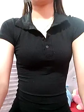 CherryBeii online show from November 8, 2025, 11:08 pm