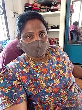 Tamil Kavitha10 online show from May 4, 2026, 8:28 am