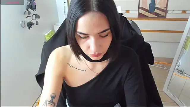 Snapshot of Bella_Night4 chatting on November 25, 2025, 8:03 am Bella Night4 online show from November 25, 2025, 8:03 am